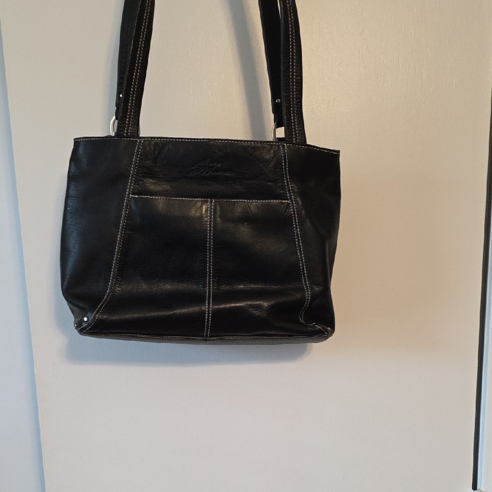 Stone Mountain Accessories Black Studded Shoulder Bag - Picture 3 of 6
